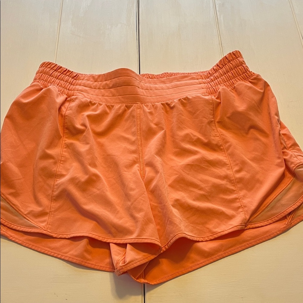 Lululemon/Shorts/peach/10/NWOT/purchased for friend who does not want